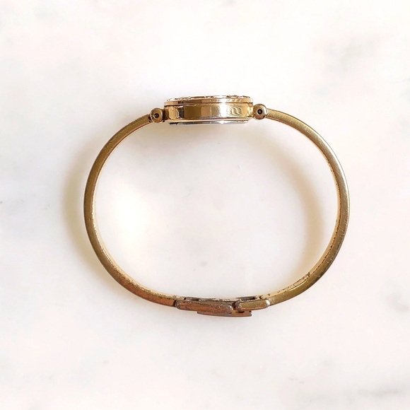 Vintage Anne Klein II Gold Tone with Crystals Stainless Steel Back Bangle Watch. - Picture 3 of 4